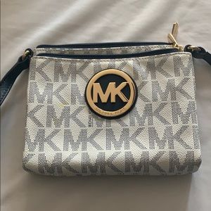 Michael Kors cross body